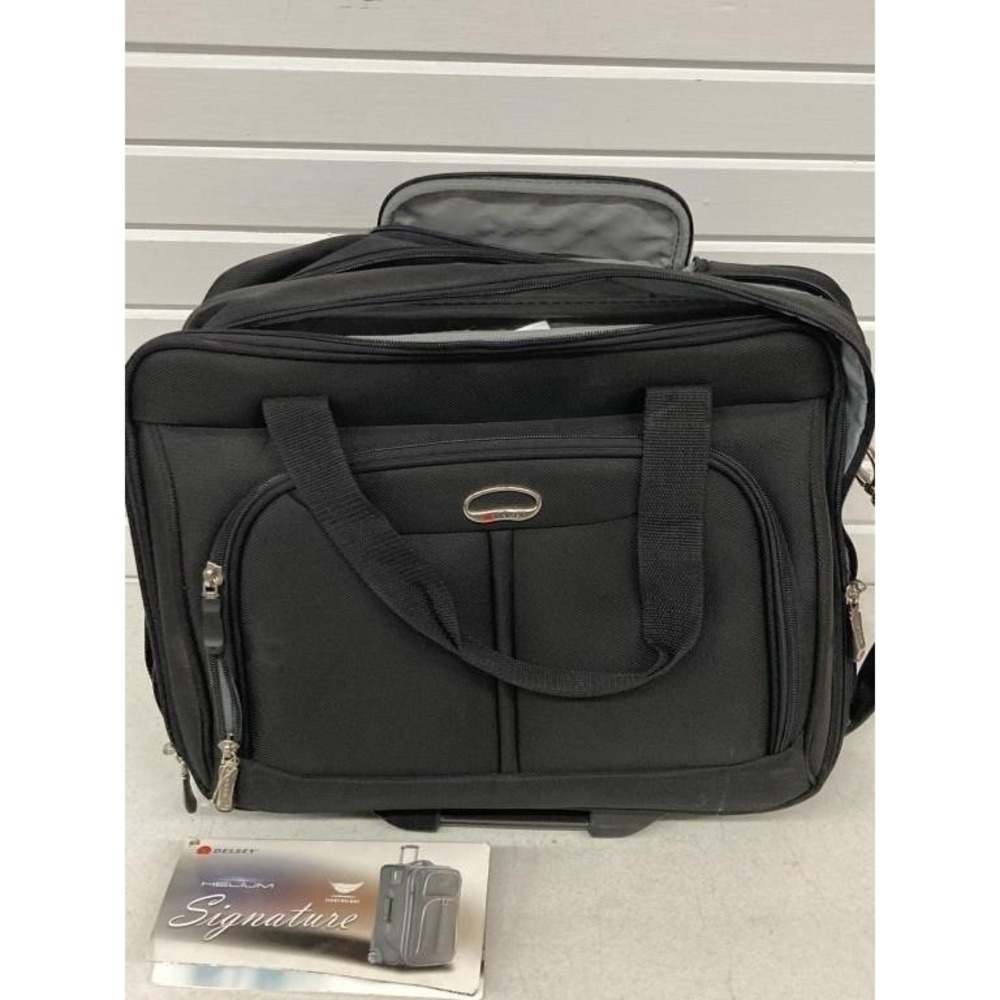 Delsey Helium Signature Carry On Rolling Bag Black Laptop Compartment Expandable
